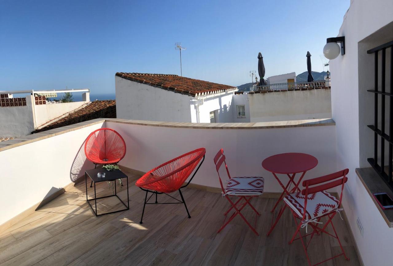 Cerezo's House - Terrace & Jacuzzi